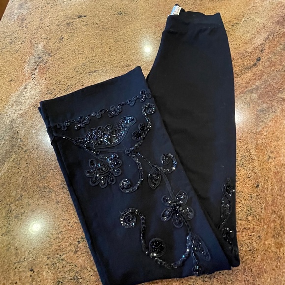Designs By Naomi Black Beaded, Sequin Wide Leg, High Rise Pants Size Medium - Picture 2 of 14